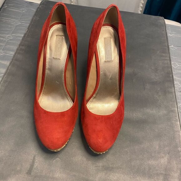 Rachel Ray red suede heels, size 7,5 - Picture 3 of 8